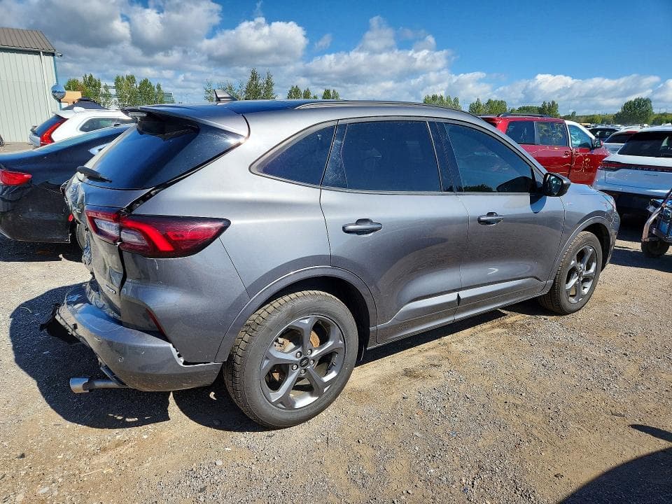 2024 FORD ESCAPE ST LINE 3