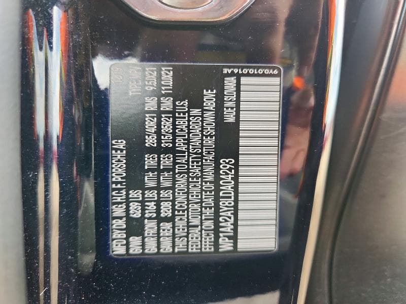 2020 PORSCHE CAYENNE 12