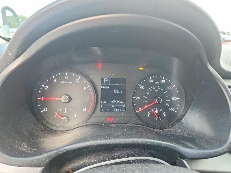 2019 KIA RIO S 9