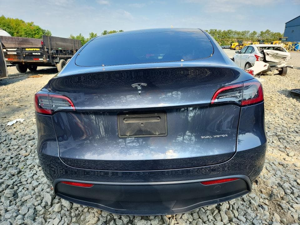 2023 TESLA MODEL Y 6