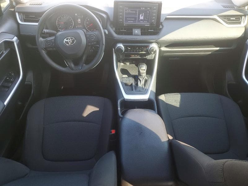 2022 TOYOTA RAV4 LE 8