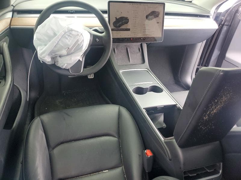 2023 TESLA MODEL Y 8