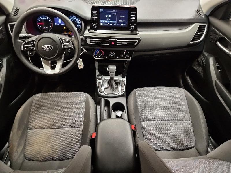 2021 KIA SELTOS LX 8