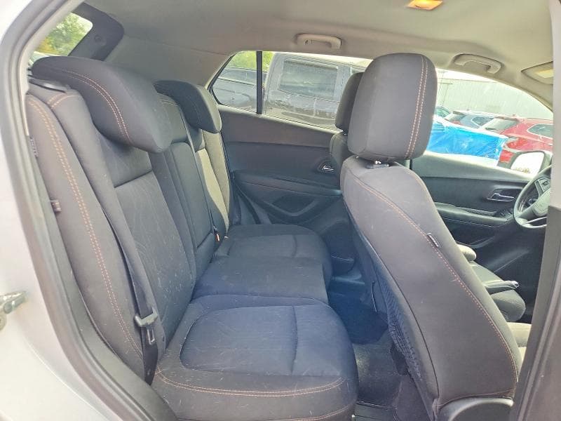 2018 CHEVROLET TRAX 1LT 11