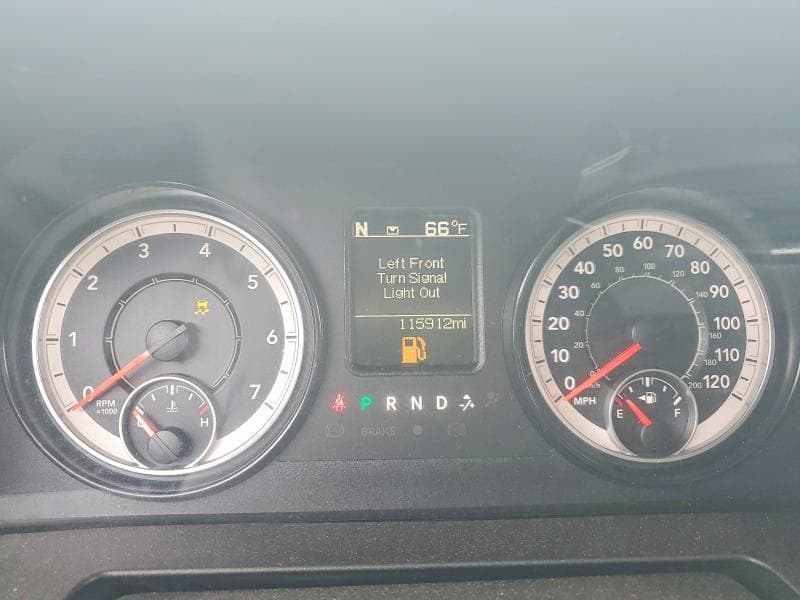 2017 RAM 1500 SLT 9