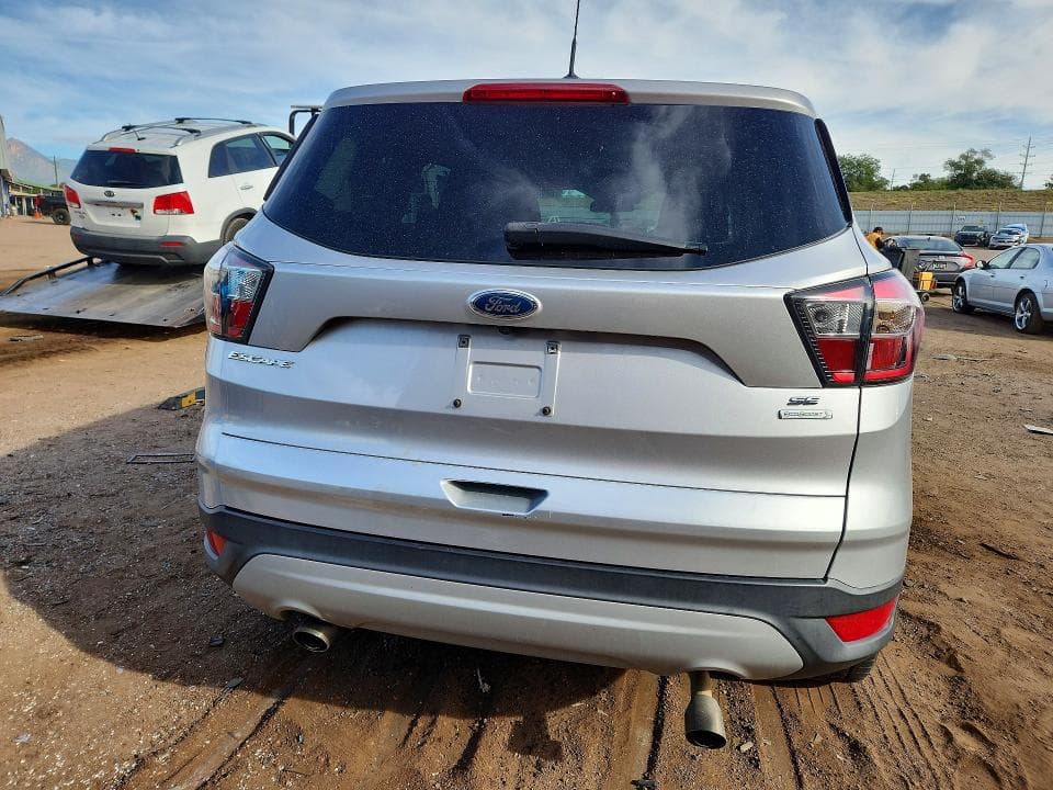2017 FORD ESCAPE SE 6