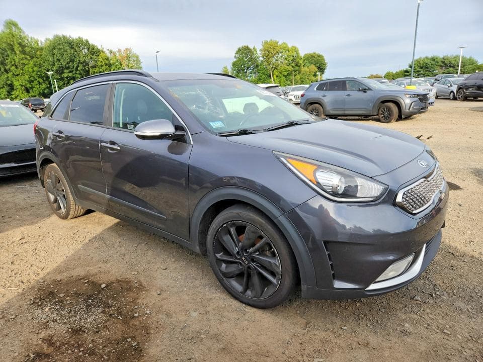 2018 KIA NIRO EX 4