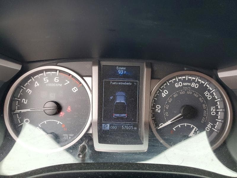 2017 TOYOTA TACOMA SR5 V6 9