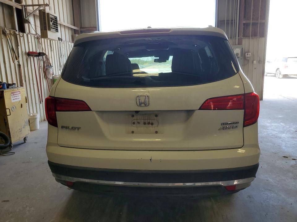 2017 HONDA PILOT TOURING 6
