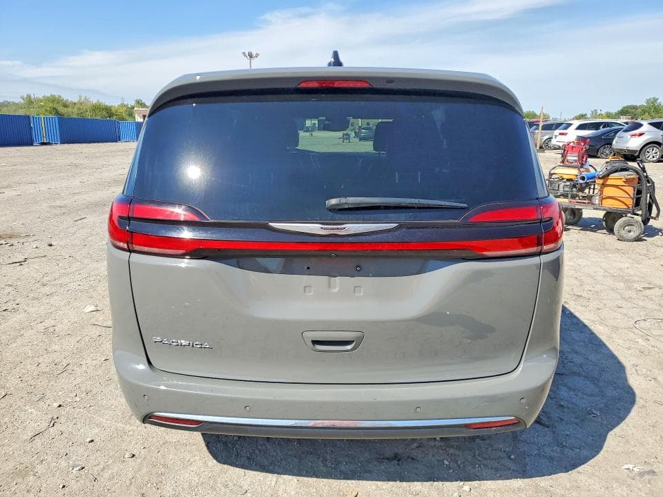 2025 CHRYSLER PACIFICA SELECT 6