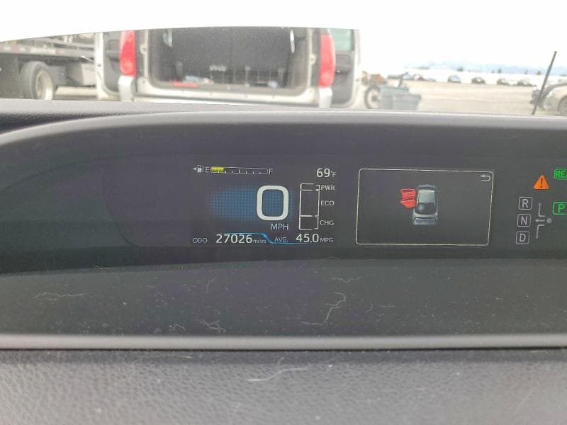 2017 TOYOTA PRIUS FOUR TOURING 9