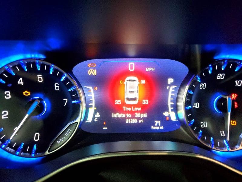 2023 CHRYSLER PACIFICA TOURING L 9
