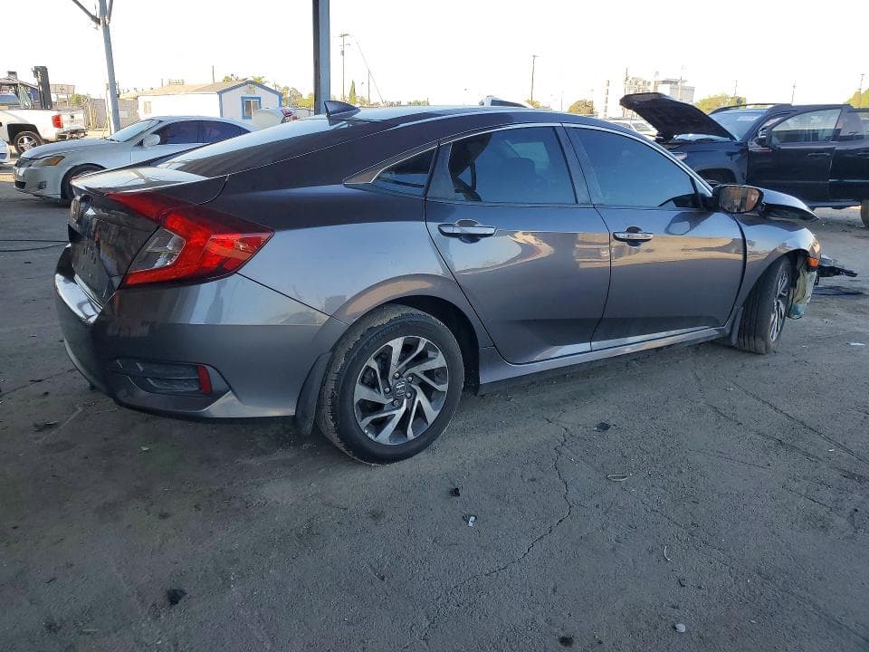 2017 HONDA CIVIC EX 3