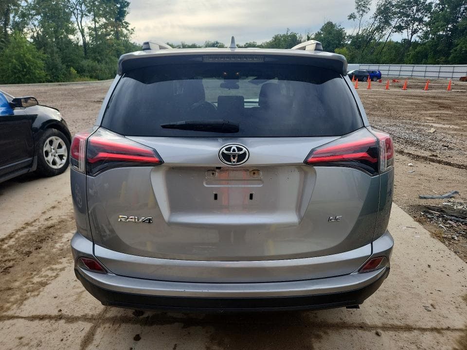 2018 TOYOTA RAV4 LE 6