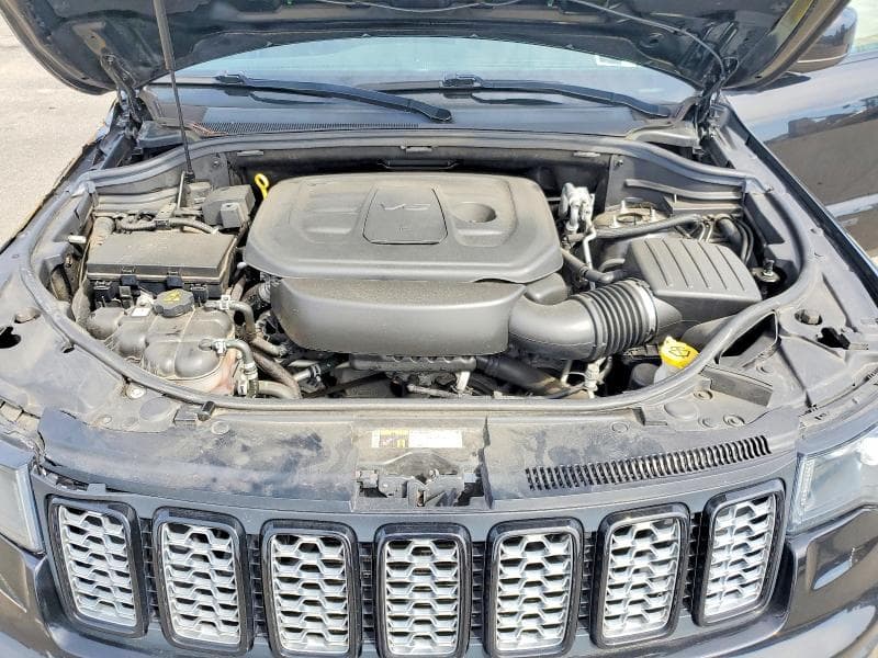 2019 JEEP GRAND CHEROKEE LAREDO 12