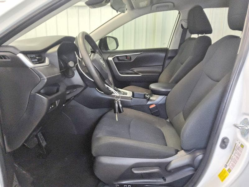 2025 TOYOTA RAV4 LE 7