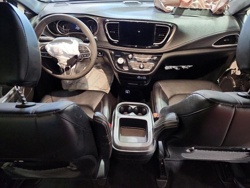 2025 CHRYSLER PACIFICA HYBRID SELECT 8