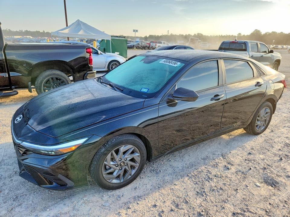 2024 HYUNDAI ELANTRA SEL - 1