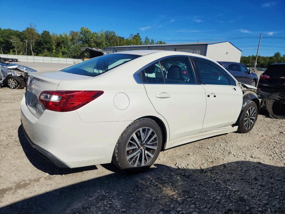 2018 SUBARU LEGACY 2.5I 3