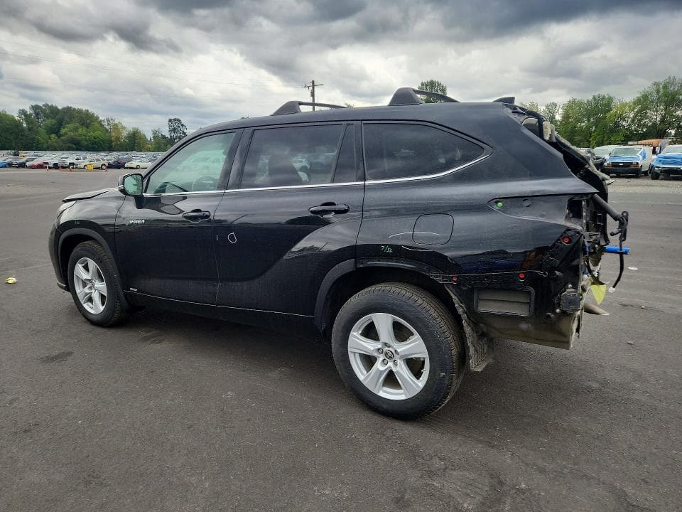 2020 TOYOTA HIGHLANDER HYBRID LE 2