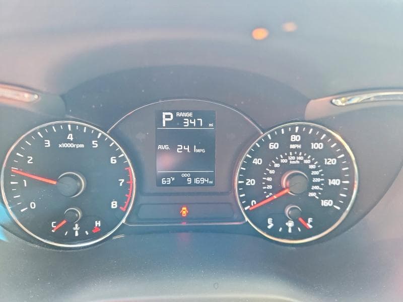 2017 KIA FORTE LX 9