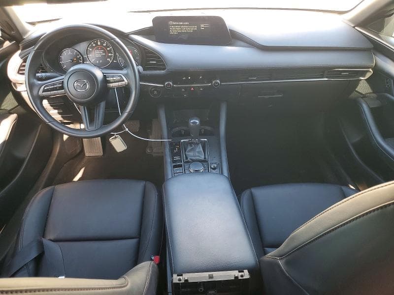 2023 MAZDA 3 SELECT 8