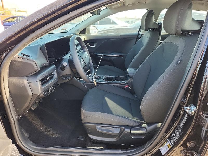 2026 KIA K4 LXS 7