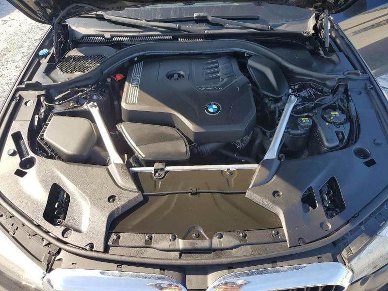 2020 BMW 530 XI 11