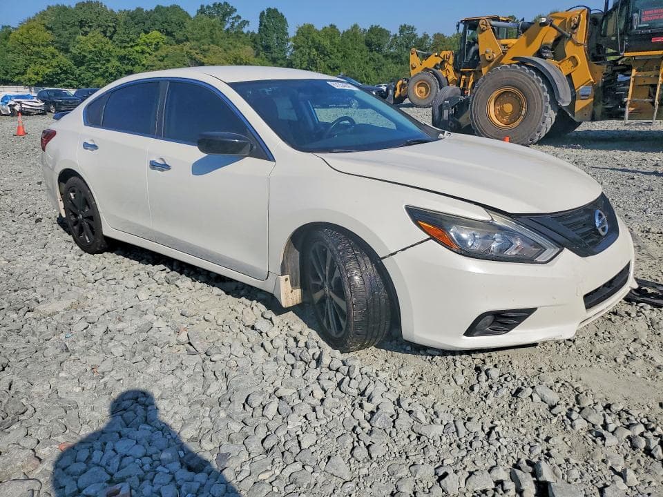 2018 NISSAN ALTIMA 2.5 SR 4