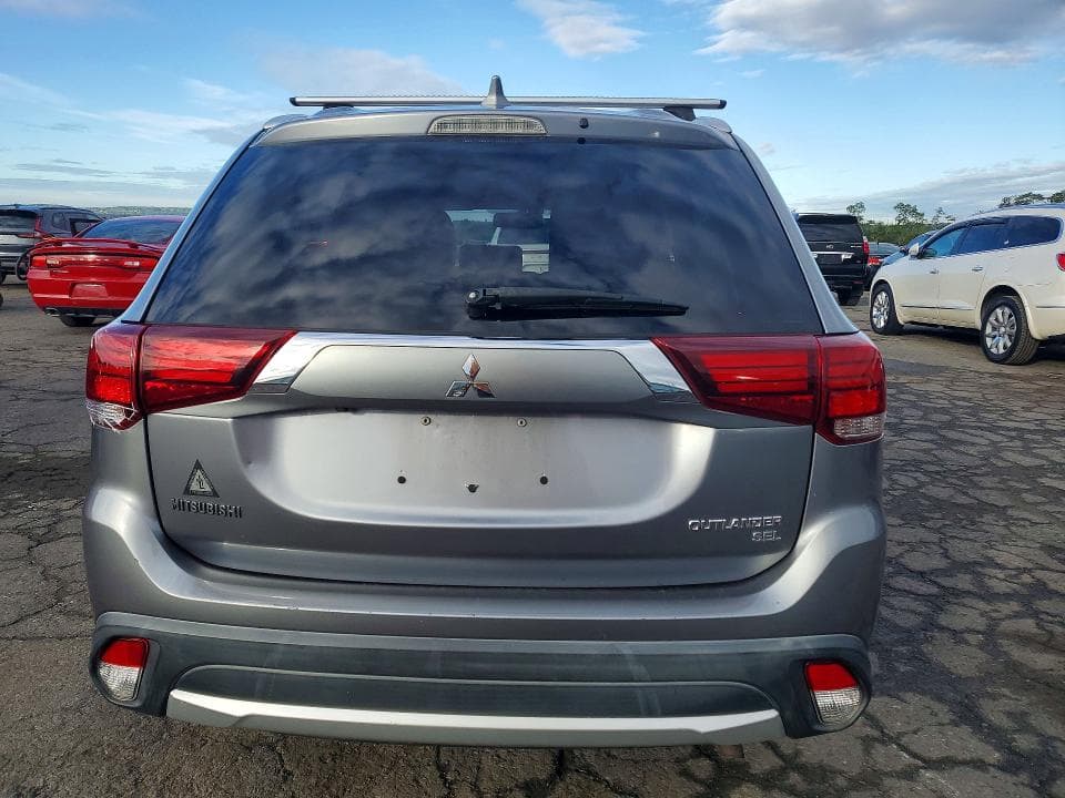 2017 MITSUBISHI OUTLANDER SE 6