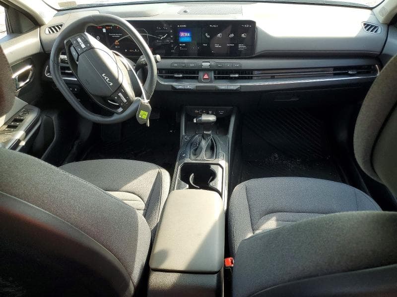2025 KIA K4 EX 8