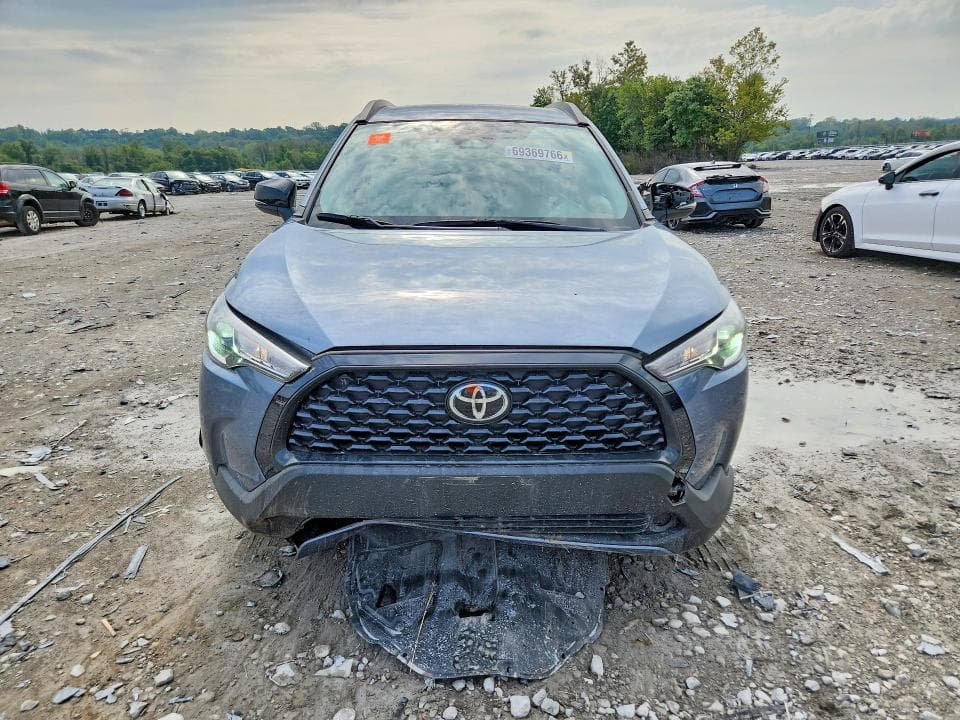 2025 TOYOTA COROLLA CROSS LE 5