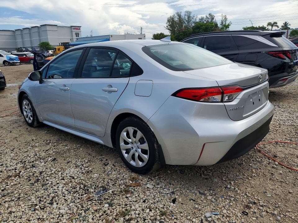 2025 TOYOTA COROLLA LE 2