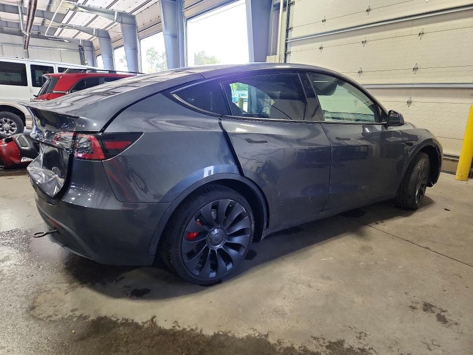 2022 TESLA MODEL Y 3
