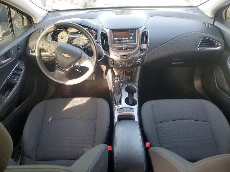 2017 CHEVROLET CRUZE LT 8
