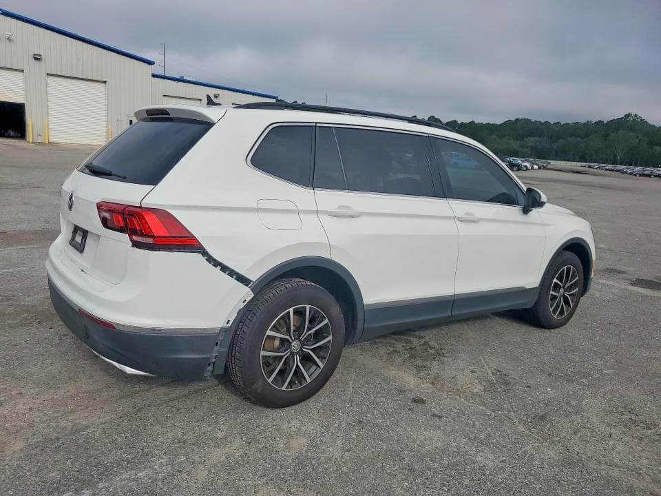 2021 VOLKSWAGEN TIGUAN SE 3
