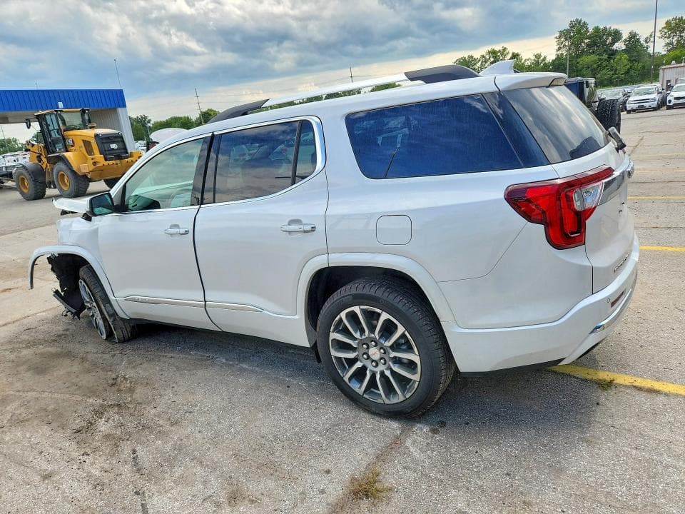 2023 GMC ACADIA DENALI 2