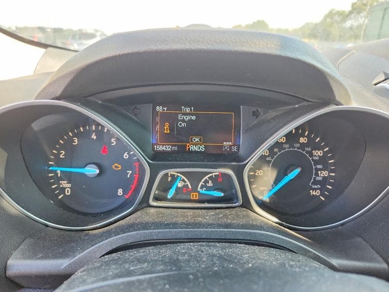 2017 FORD ESCAPE SE 9