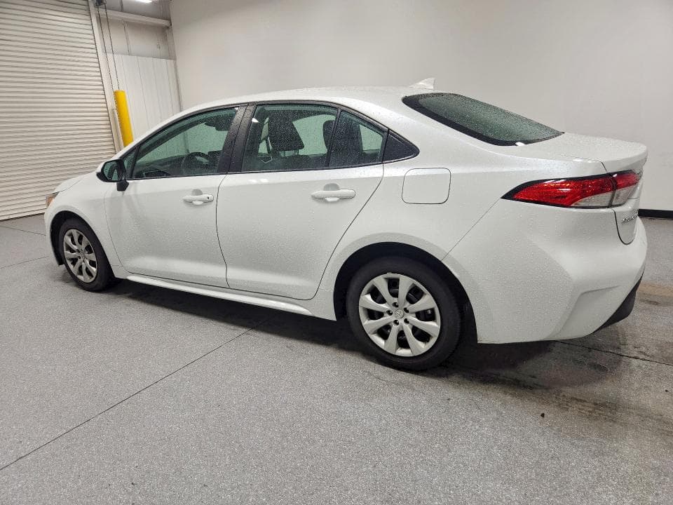 2025 TOYOTA COROLLA LE 2