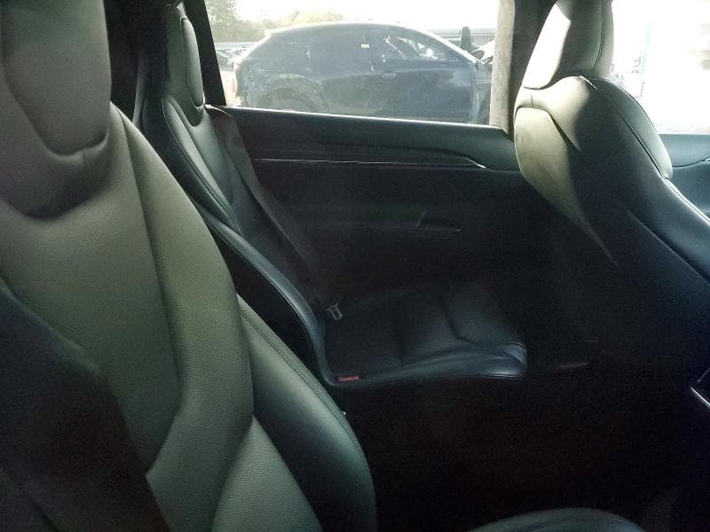 2022 TESLA MODEL X 10