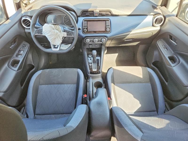 2025 NISSAN VERSA SV 8