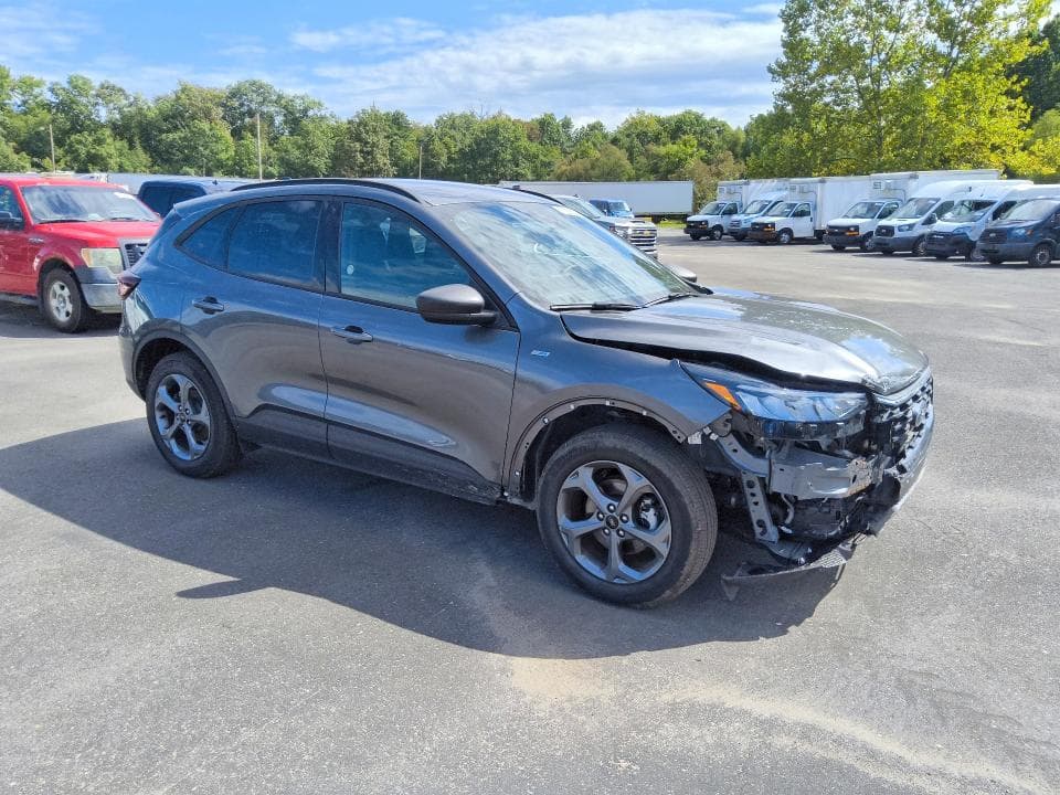 2025 FORD ESCAPE ST LINE 4