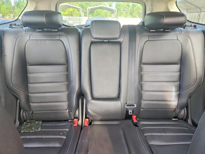 2017 FORD ESCAPE TITANIUM 10