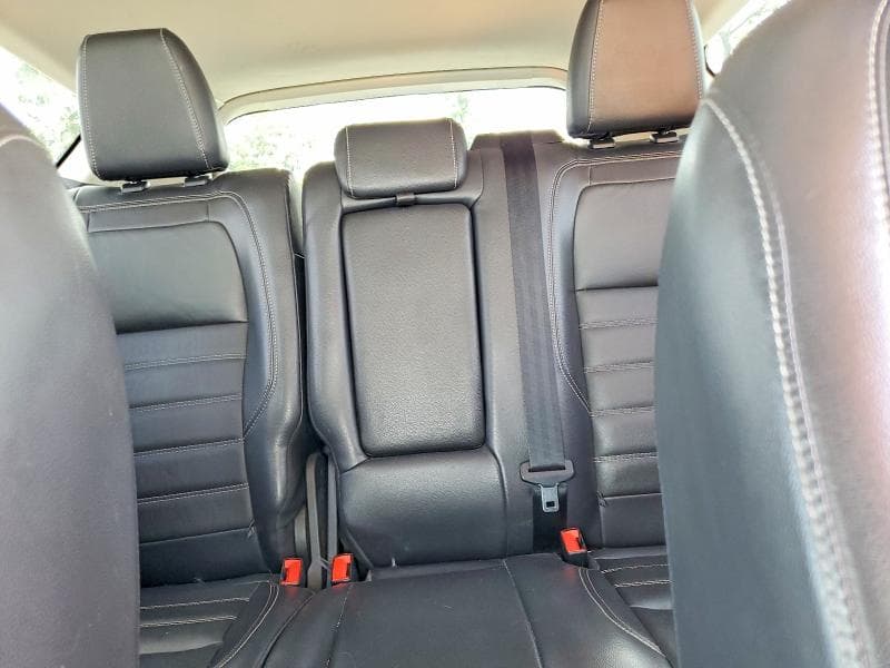 2018 FORD ESCAPE SEL 10