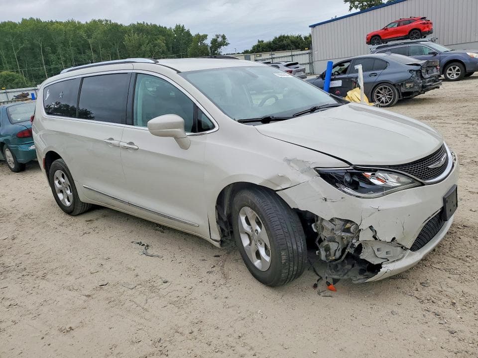 2017 CHRYSLER PACIFICA TOURING L PLUS 4