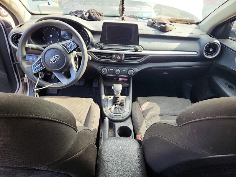 2020 KIA FORTE LXS 8