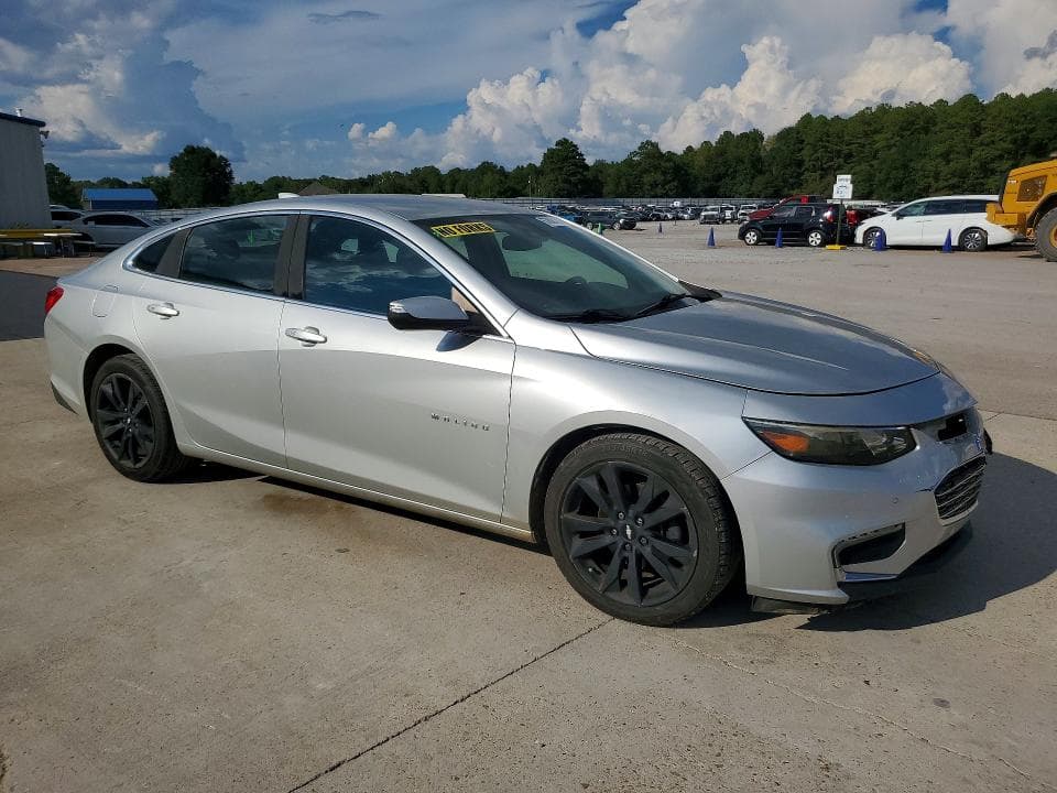 2017 CHEVROLET MALIBU LT 4