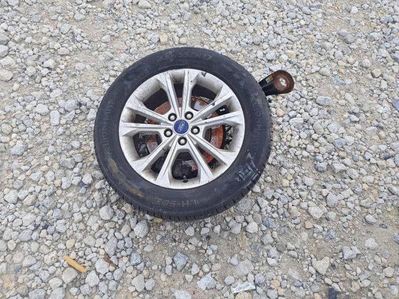 2017 FORD ESCAPE SE 13