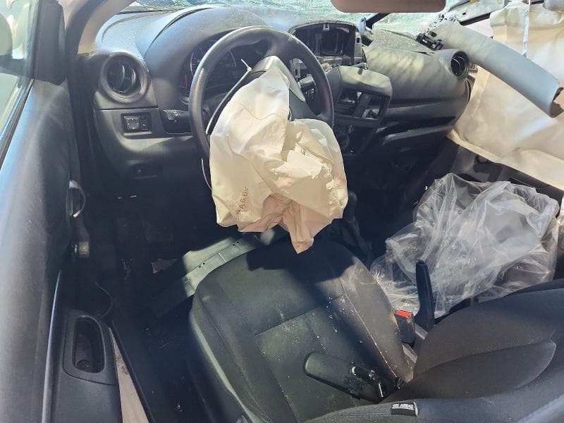 2019 NISSAN VERSA S 8