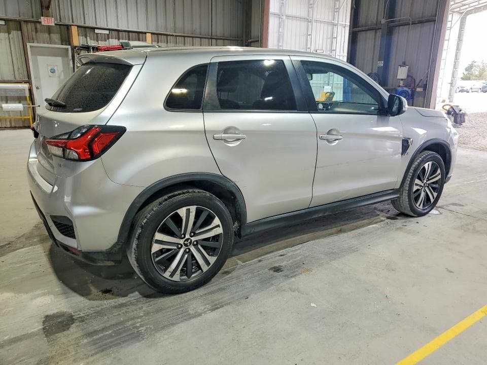 2020 MITSUBISHI OUTLANDER SPORT SE 3